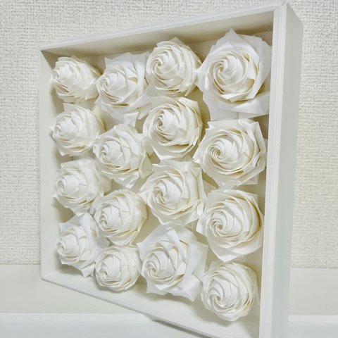 折り紙で作ったバラの壁飾り、オブジェ、アートデコRose wall decoration made with Japanese traditional culture origami