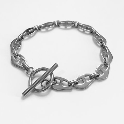 【eve】chain  bracelet 　マンテルブレスレット　　スタイリッシュ　チェーン　8mm シルバー