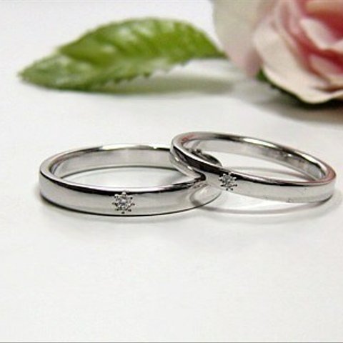 ポンチ留めダイヤの入った結婚指輪/ SOLE（ソーレ）