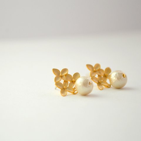 Flower Cotton Pearl Pierce