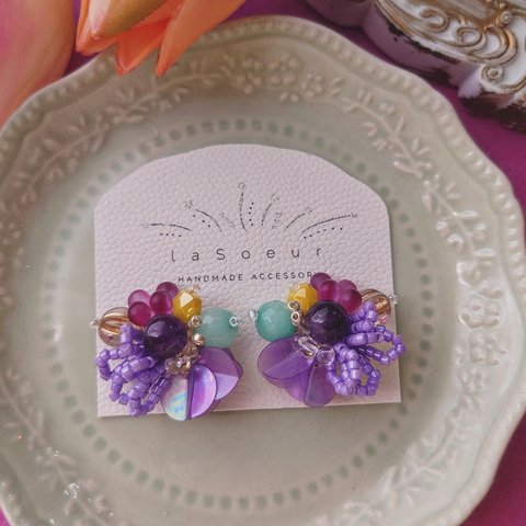 《saita》pansy つぶつぶ刺繍ピアス ／イヤリング