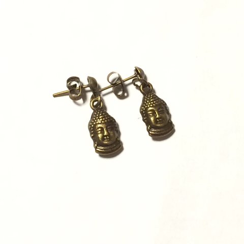 ［送料50円］仏様ピアス