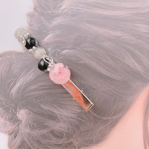 レジンヘアクリップ・ピンクお花ドームレジン