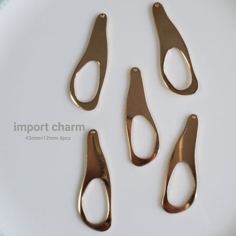 《4pcs》gold import charm 【Ch-1041】