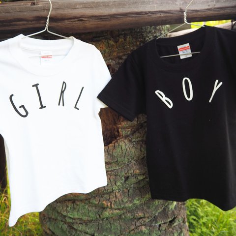 BOY & GIRL Tシャツ　名入れに変更可能