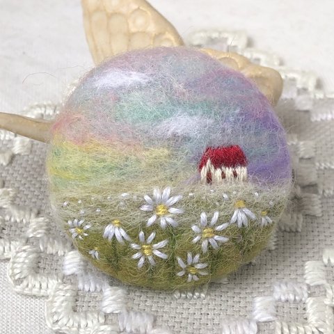 「やさしい風景」刺繍ブローチ