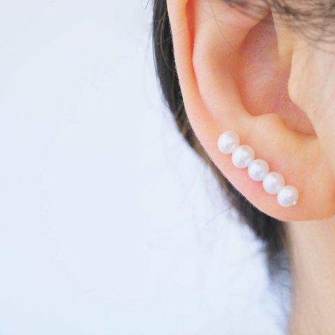 Fimm perlur pierce：5連淡水パールピアス　チタンポスト　ジルコニア