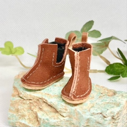 革細工　サイドゴアブーツ　miniature  boots.