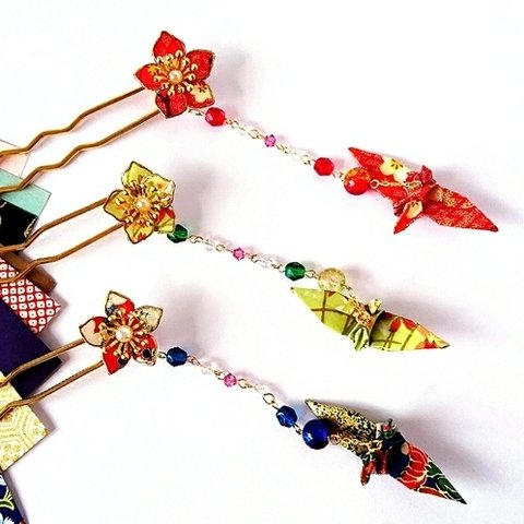 友禅千代紙折り鶴とワイヤーフラワーの簪