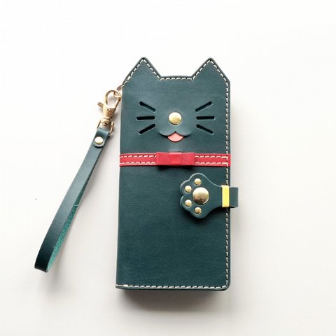 ＊仕舞い忘れのベロ出しにゃんこ＊leather sumyaho case＊手帳型レザースマホケース