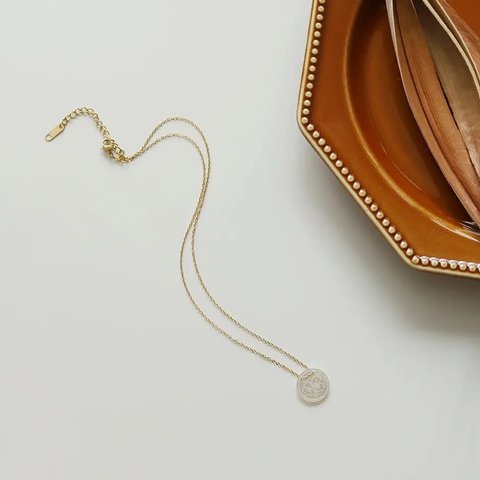 金アレ対応 flower shell necklace (0379)