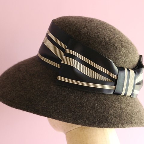 広つばウールの帽子 Cecil Gray Stripe セシルグレイ