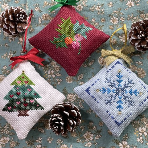 （３個セット）クリスマスオーナメント 刺繍オーナメント