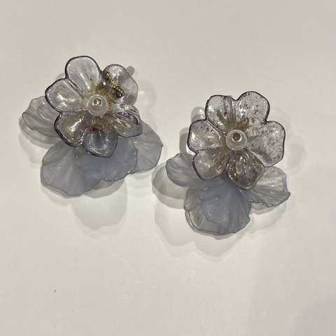 花びらピアス