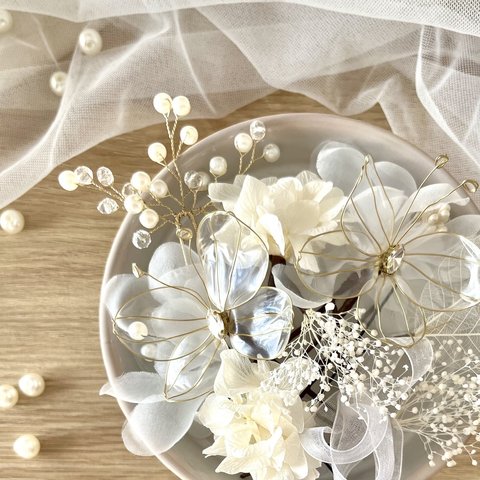 new✨蝶々🦋アメリカンフラワー 髪飾り 結婚式 成人式 和装 卒業式 ヘアアクセサリー