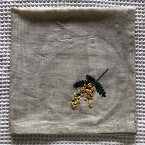 刺繍のハンカチ☆ミモザ