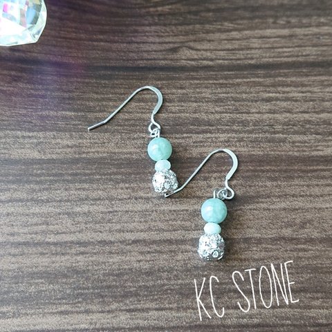 ✩.*˚癒しのグリーン 翡翠ピアス✩.*˚