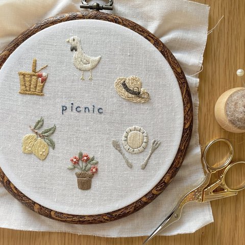 【刺繍キット】picnic🧺