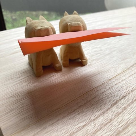 木彫りの柴犬　小サイズ【送料無料】
