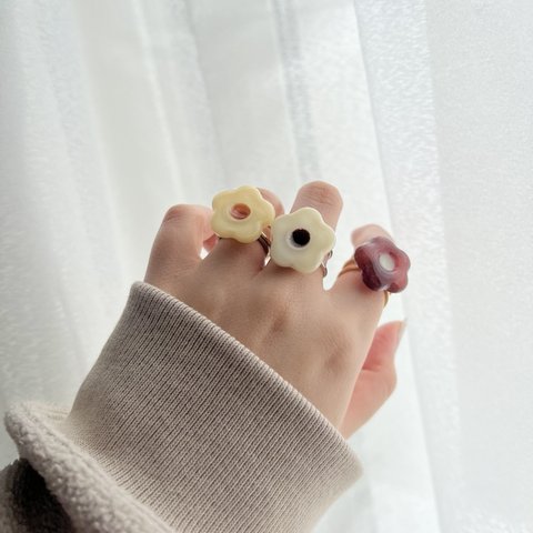 Flower ring