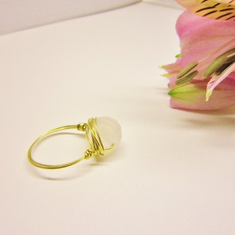 White　ジェイド　Wire　Ring 