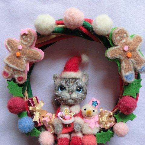 ハンドメイド☆羊毛フェルト☆リース☆クリスマス☆かわいい子猫ちゃんサンタと雪だるま☆壁掛け飾り