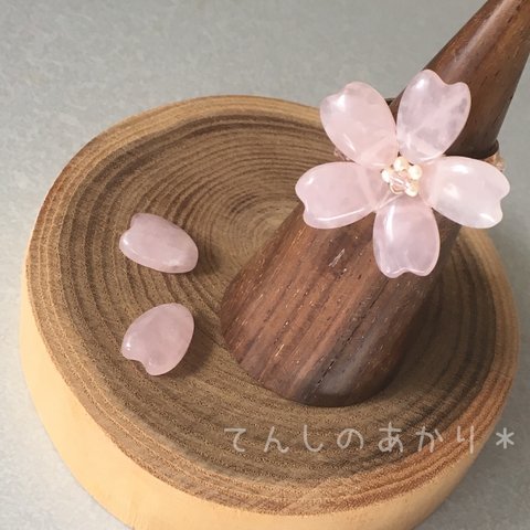 sakura*『ソメイヨシノ』の指飾り