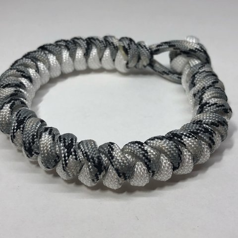 パラコード　Snake knot 20200819-01