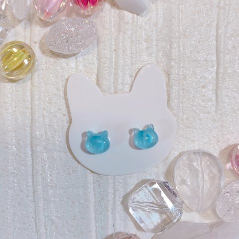 ④選べる🐾大人気⭐️プチプラ🐾キラねこ 樹脂製ピアスorノンホールピアス