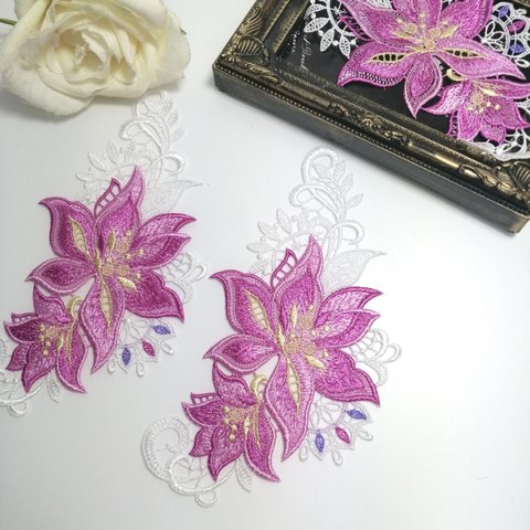 高品質❣ 2枚   ケミカルレース  刺繍 お花モチーフ  ハンドメイド パーツ 手芸 素材