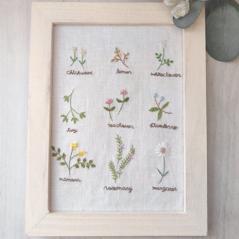 【送料無料】Seasonal flowers ＊刺繍インテリアフレーム