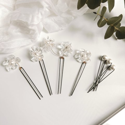 clear flower pearl pin set