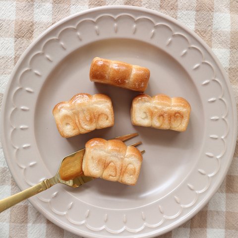 本物パンのミニチュア＊山型食パン　マグネット/ブローチ