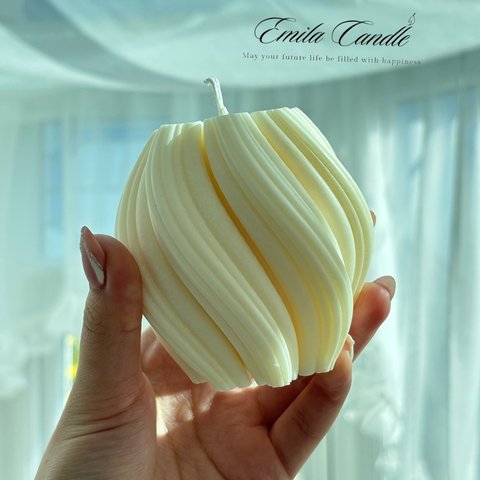 twist candle  