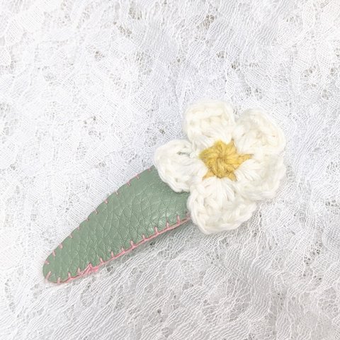 ぱっちんピン♡お花(白)