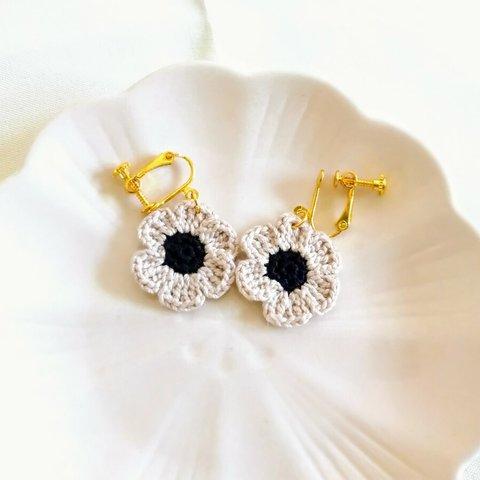 ✾アネモネの花　ピアス　イヤリング✾　