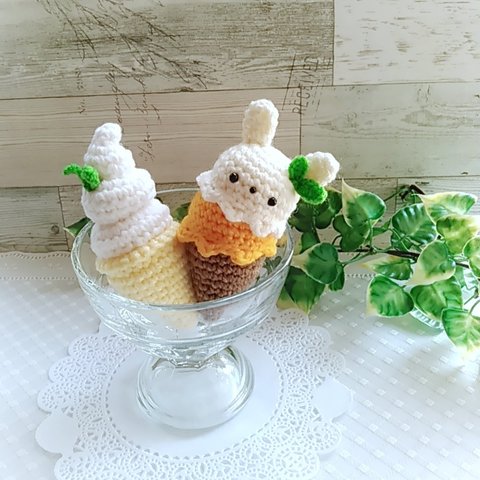 ソフトクリーム＆うさぎちゃんのダブルアイス