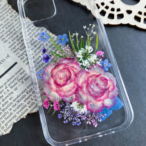 薔薇 華やか 【押し花】 スマホケース 全機種対応 バラ 勿忘草 ユーフォルビア レースフラワー ブーケ 