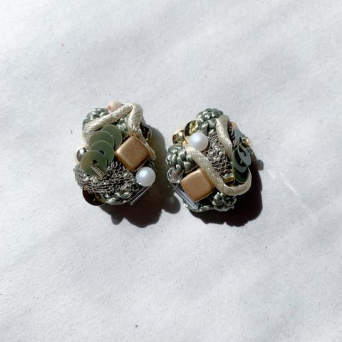 〈一粒〉mineral pierce/earring