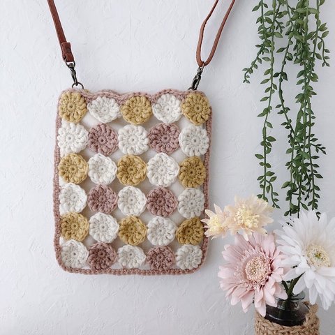 コイル編みモチーフ繋ぎのサコッシュバッグ/春カラー/かぎ針編み