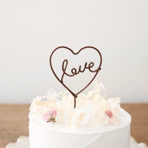 ケーキトッパー ♡ love ケーキ　飾り　バレンタインデー　シンプル