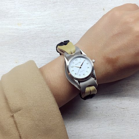 いろの組み合わせを楽しむ POKOPUZZLE LEATHER WATCH【受注生産】