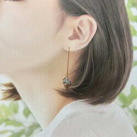 Aquamarine〜粒々アメリカンピアス