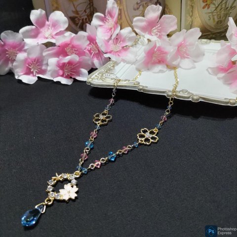 時を刻む桜花のネックレス(朝桜)/アクアマリン×ゴールド色