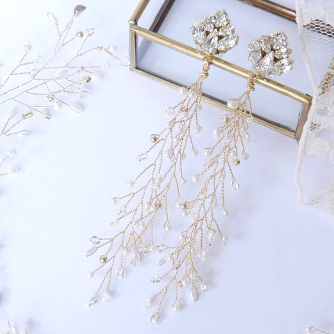 【特集掲載】-受注製作-wedding earring*小枝×スワロフスキー