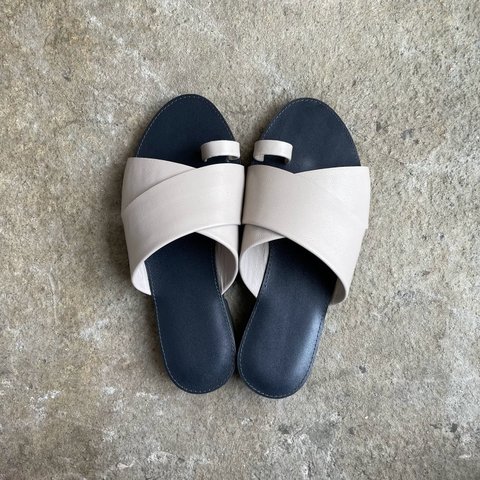 ＊ラスト１足【2022サマー】cross sandals ver.taupe /フラットサンダル＊トープ