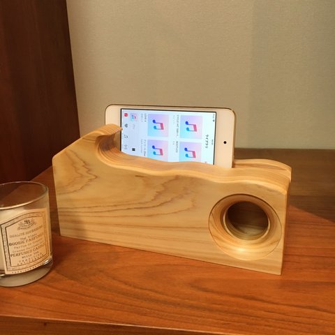 他サイトにてsold‼️檜 無垢材 iPhoneシリーズ全て対応！wood speaker(波)