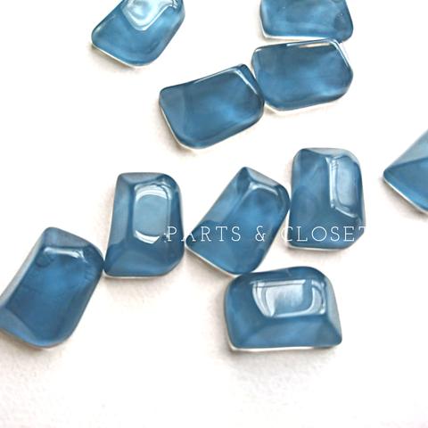 ：4pieces： import　ice　cabochon〈くすみブルー〉カボション ピアス イヤリング  チャーム キーホルダー ハンドメイドアクセサリー等に 