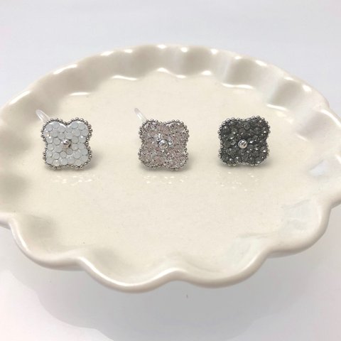 グルーデコ❤︎フラワーピアス(樹脂イヤリング)