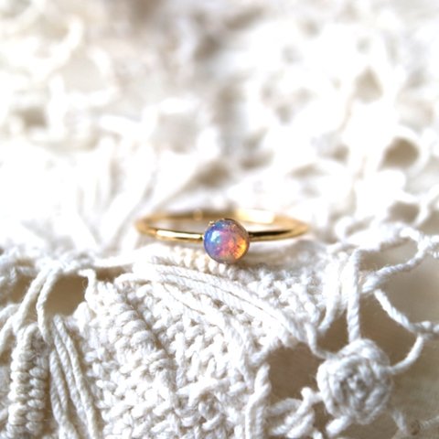 10号　vintage glass ring ピンクオパールカラー